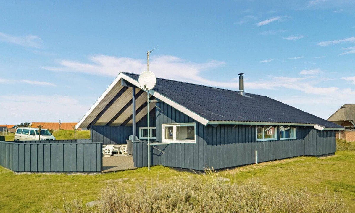 Haurvig House | Stunning home in Hvide Sande with sauna