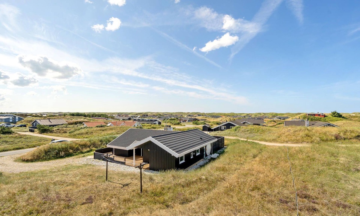 Bjerregaard House | Stunning home in Hvide Sande with WiFi