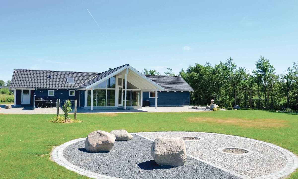 Idestrup House | Stunning home in Idestrup with WiFi