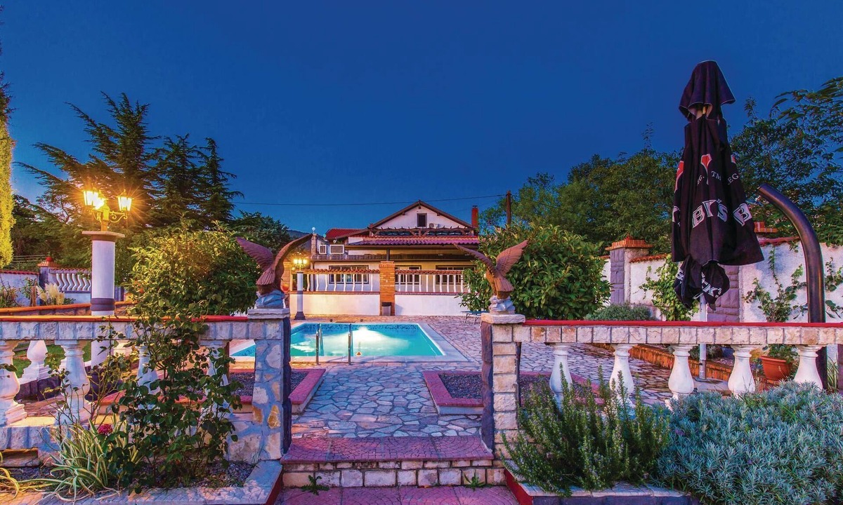 Bakar House | Stunning home in Krasica with kitchen