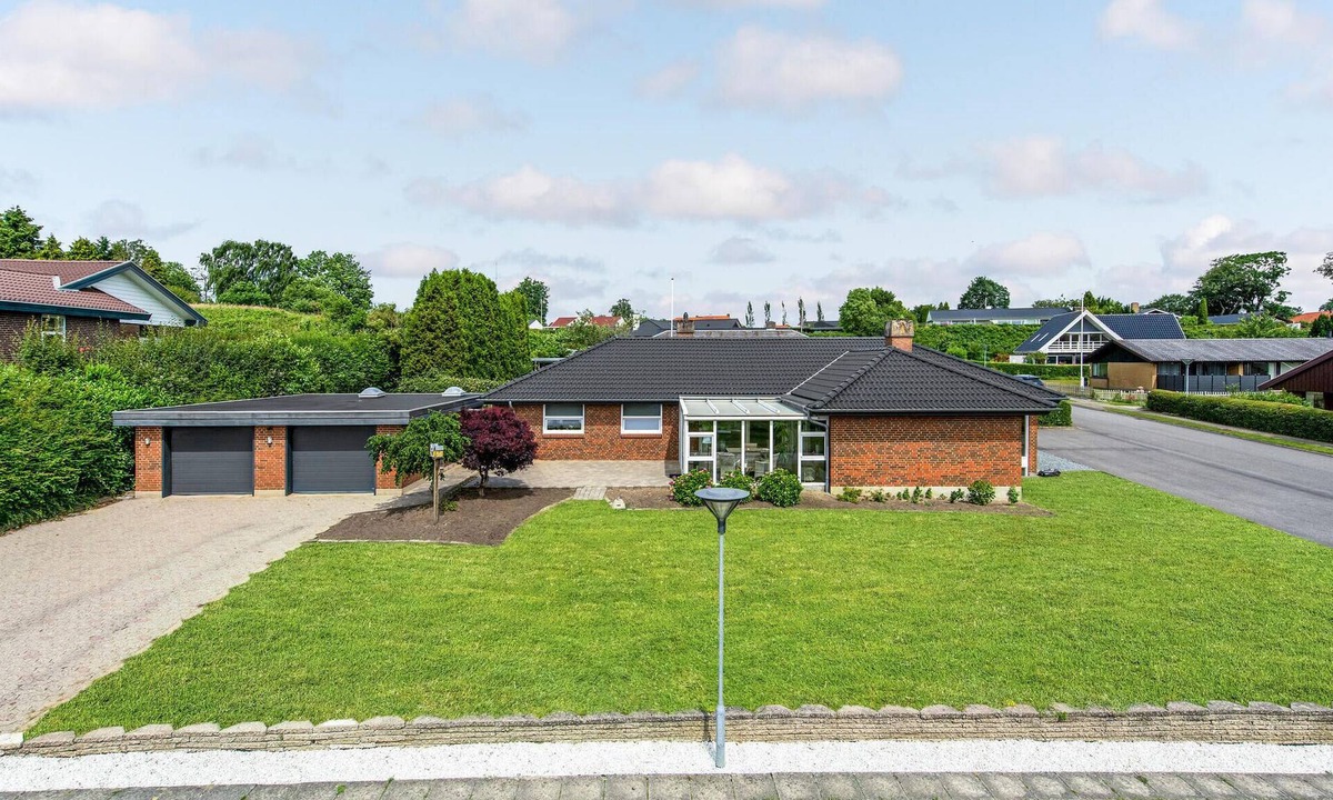 Kollund House | Stunning home in Kruså with WiFi