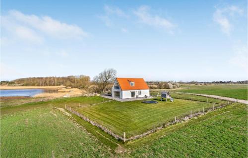 Lundby House | Stunning Home In Lundby With Kitchen