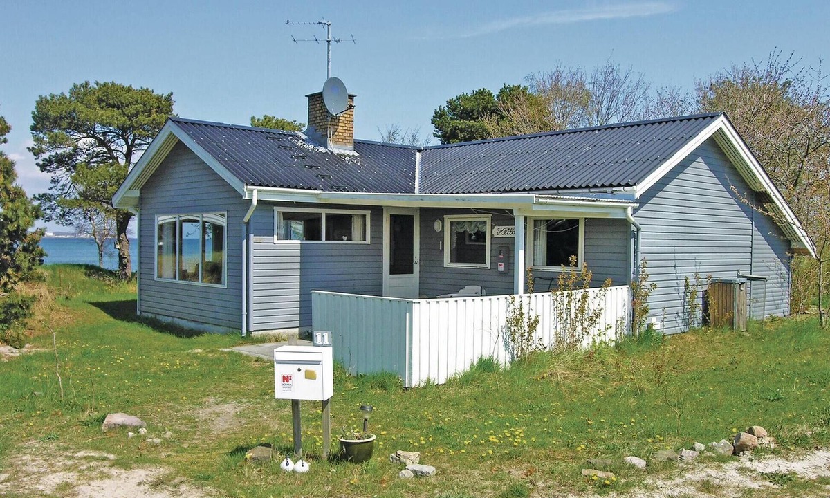 Balka Strand House | Stunning home in Nexø