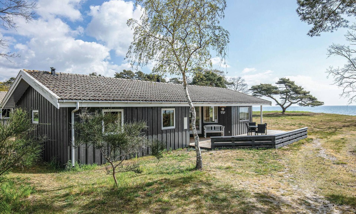Bedegaard House | Stunning home in Nexø with sauna