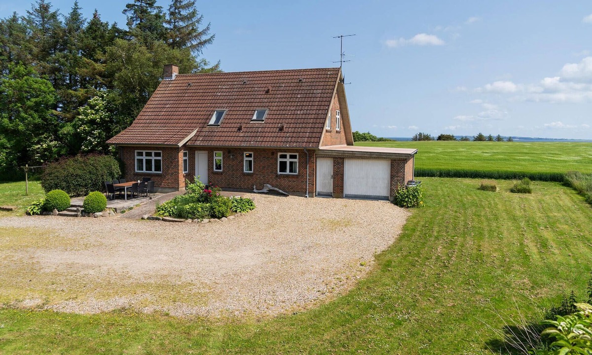 Nykobing Mors House | Stunning Home In Nykøbing M With Sauna