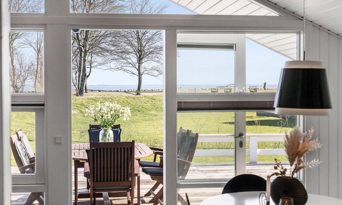 Jørgensø House | Stunning home in Otterup with kitchen