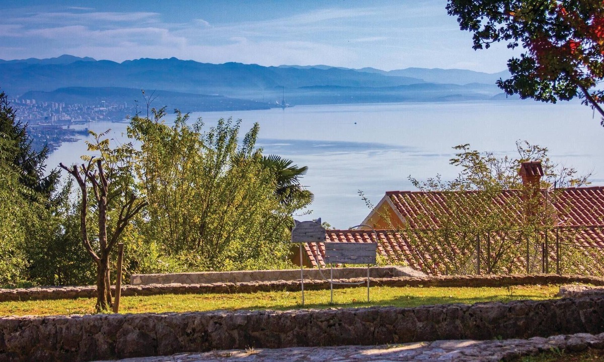 Pobri House | Stunning home in Pobri with house sea view