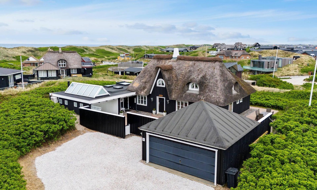 Sondervig House | Stunning home in Ringkøbing
