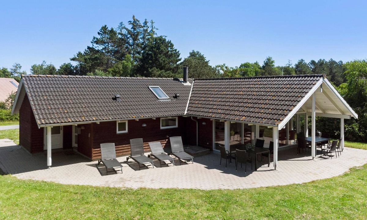 Kramnitse House | Stunning home in Rødby with sauna