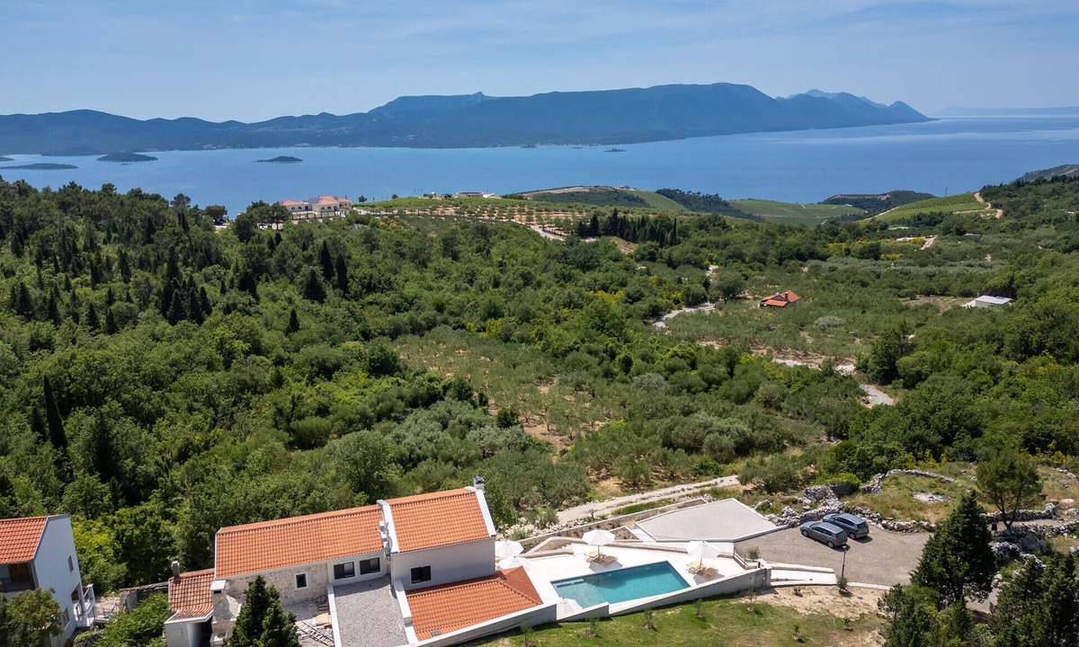 Slivno House | Stunning home in Slivno Ravno with sauna