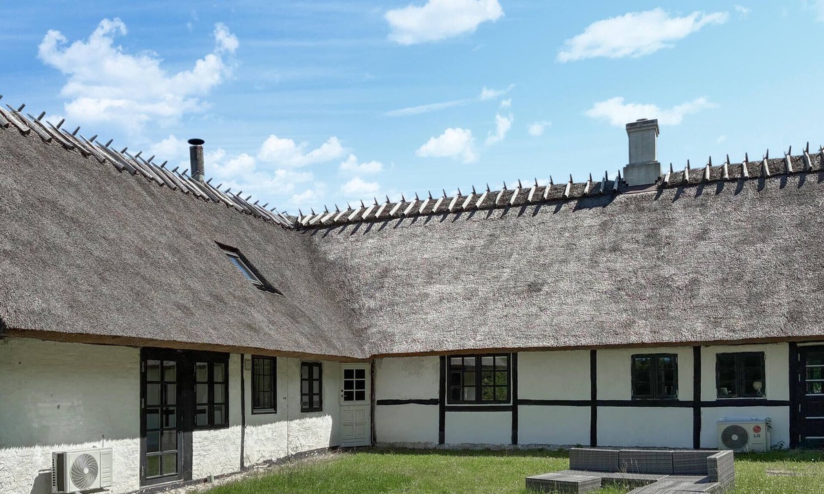 Sakskobing House | Stunning home in Sakskøbing with WiFi