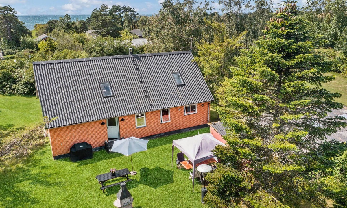 Sejero House | Stunning home in Sejerø with kitchen