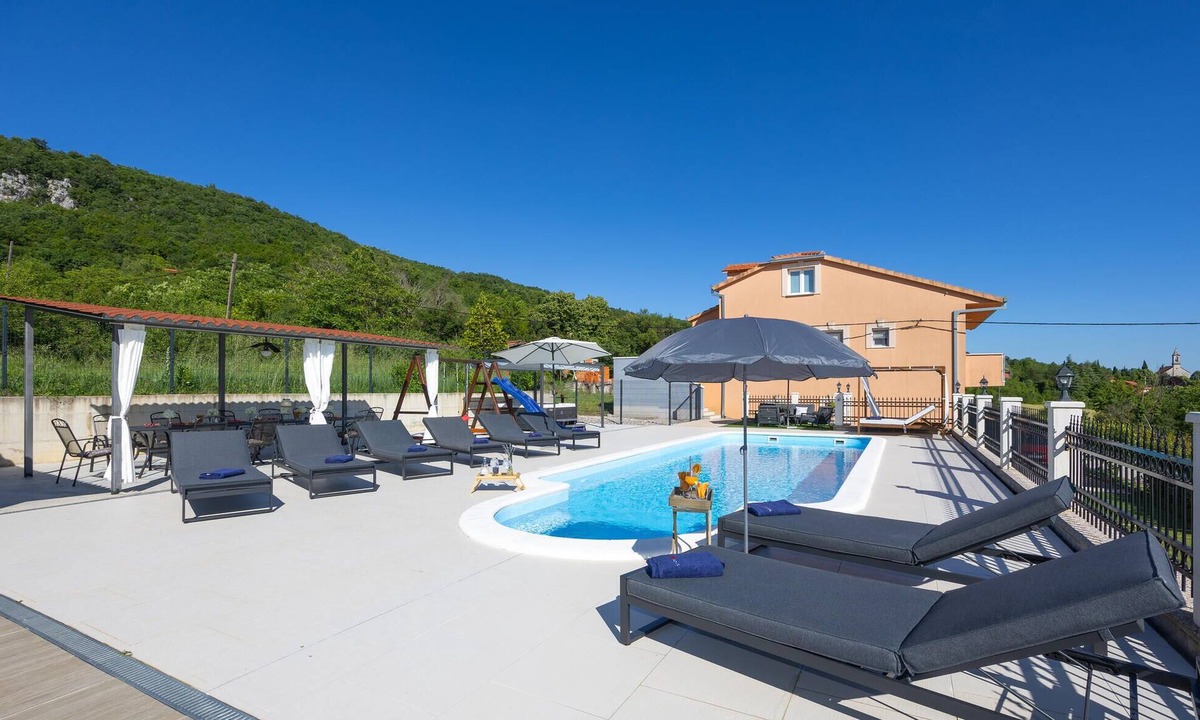 Citluk House | Stunning home in Sinj