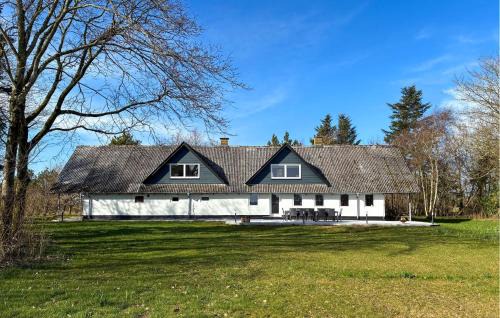 Skaerbaek House | Stunning Home In Skærbæk With Wifi