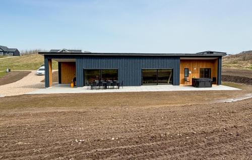 Lihme House | Stunning Home In Spøttrup With Sauna