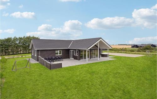 Lihme House | Stunning Home In Spøttrup With Sauna