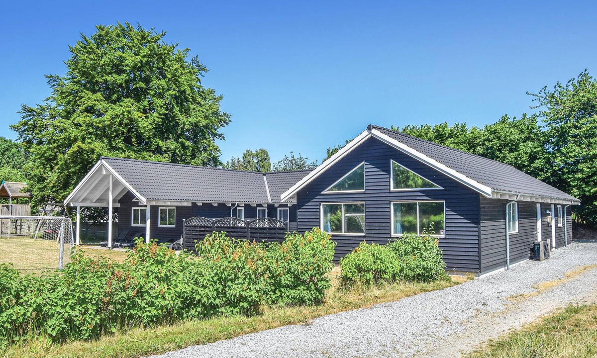 Lohals House | Stunning home in Tranekær with sauna