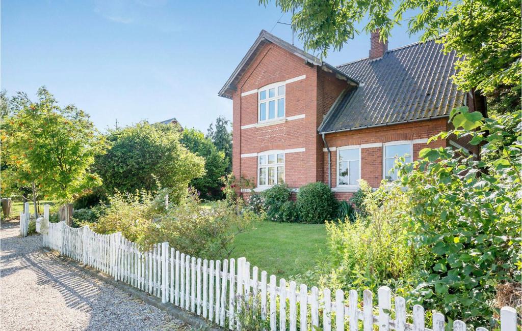 Tranekaer House | Stunning Home In Tranekær With Wifi