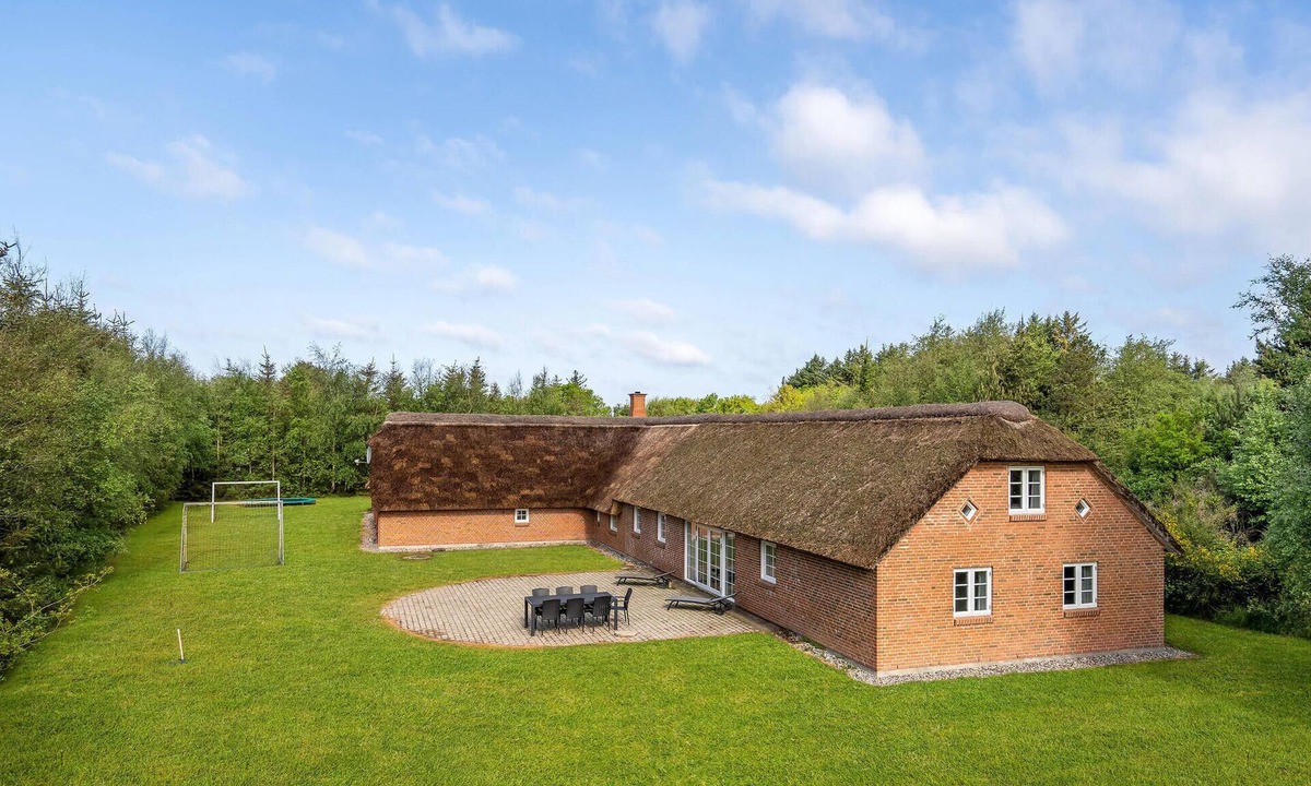 Ulfborg House | Stunning home in Ulfborg with sauna