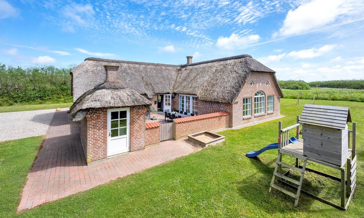 Øby House | Stunning home in Ulfborg with sauna