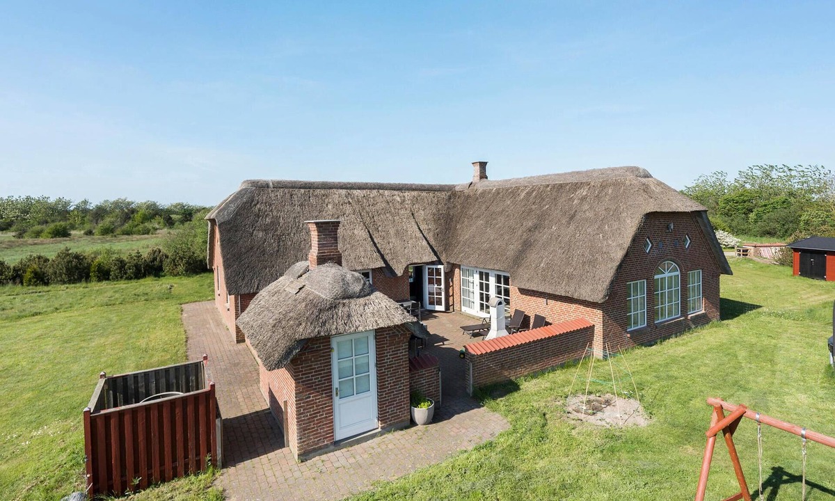 Øby House | Stunning home in Ulfborg with sauna
