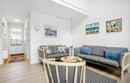 Agger House | Stunning Home In Vestervig With Kitchen