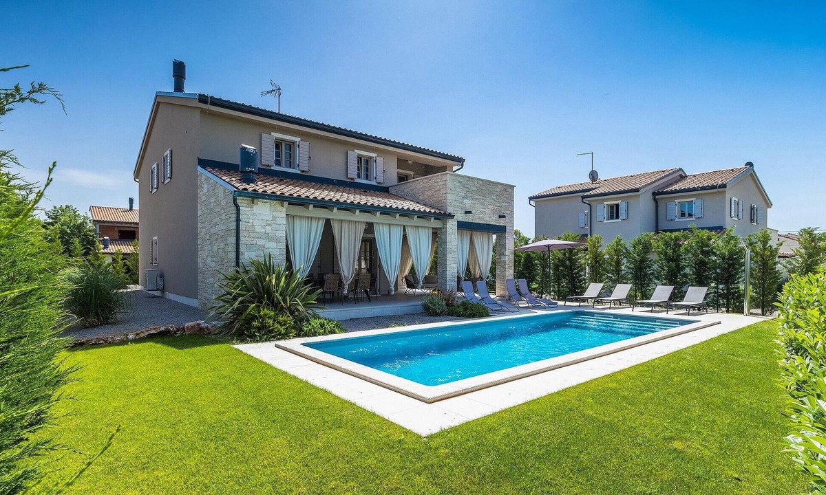 Zminj House | Stunning home in Zminj