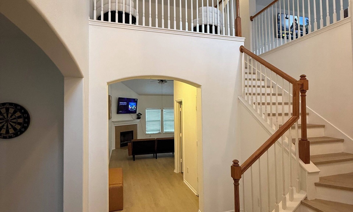 Barker House | Stunning Home Located in the Houston–Cypress Area