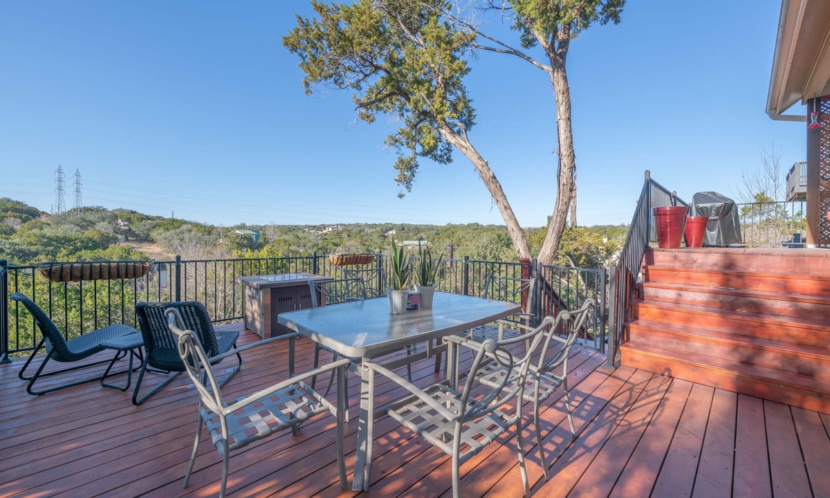 Apache Shores House | Stunning Home on a Cliff with Gorgeous Views: 5 min to Lakes