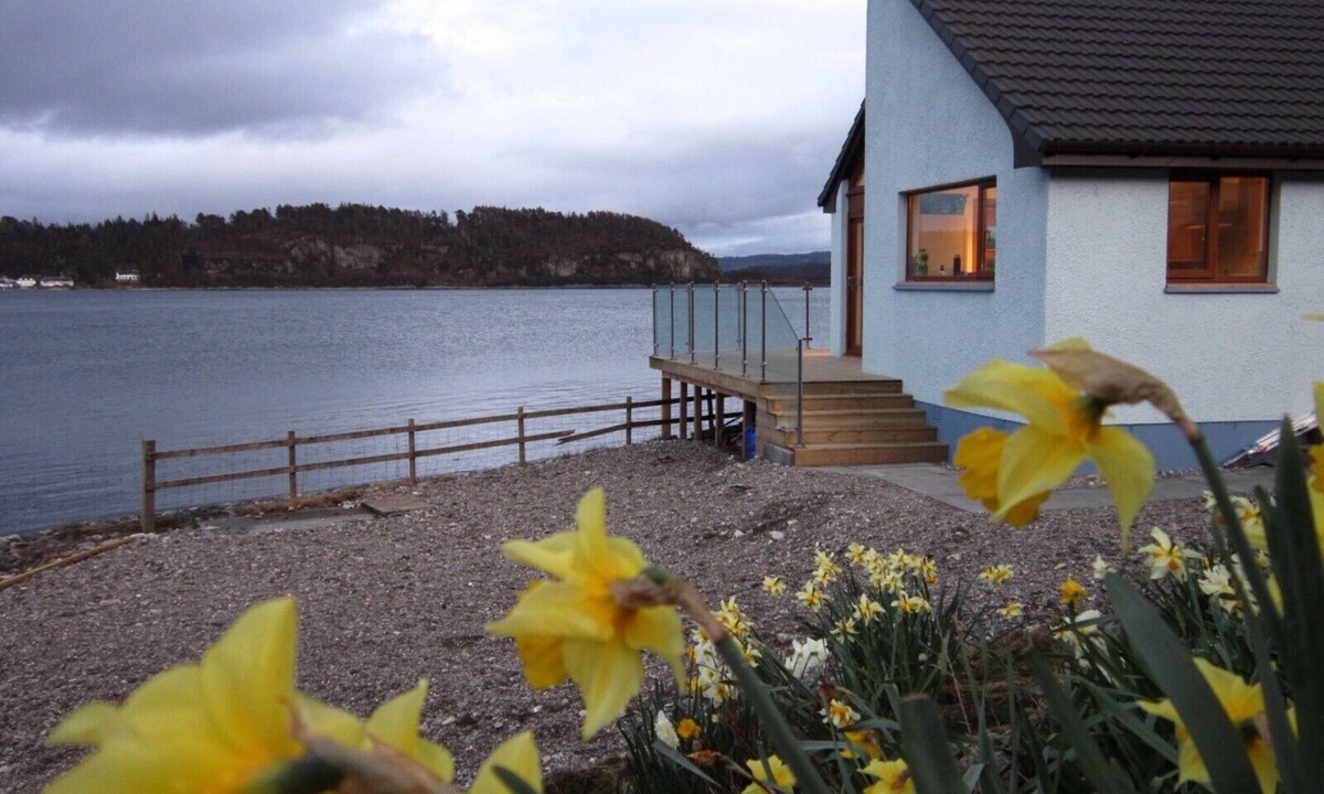 Oban House | Stunning Island LocationnAR00899F License