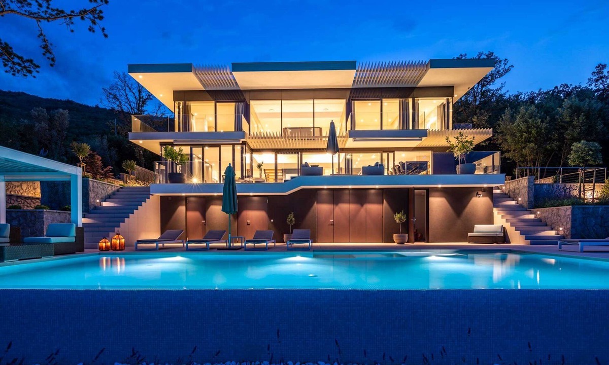 Medveja Villa | Stunning Kvarner Villa | 5 Bedrooms | Villa Aura Caesar | Stunning Sea Views