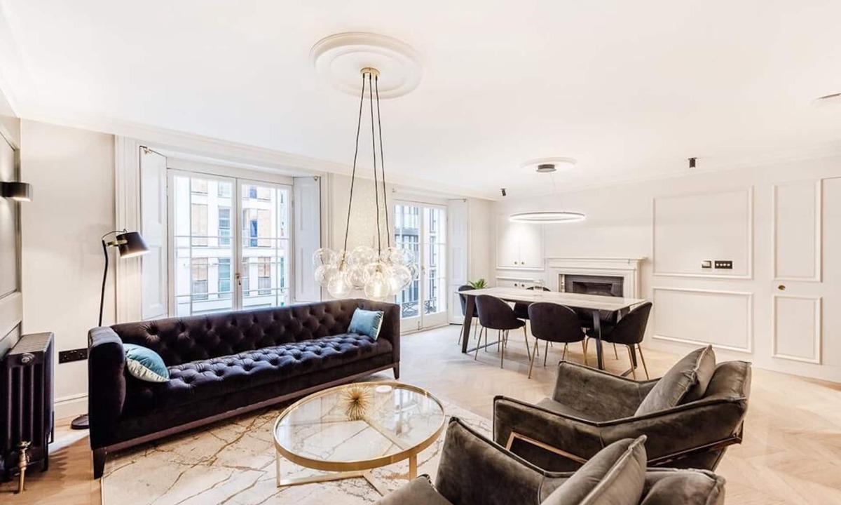 Mayfair House | STUNNING MAYFAIR HOME SLEEPS 4