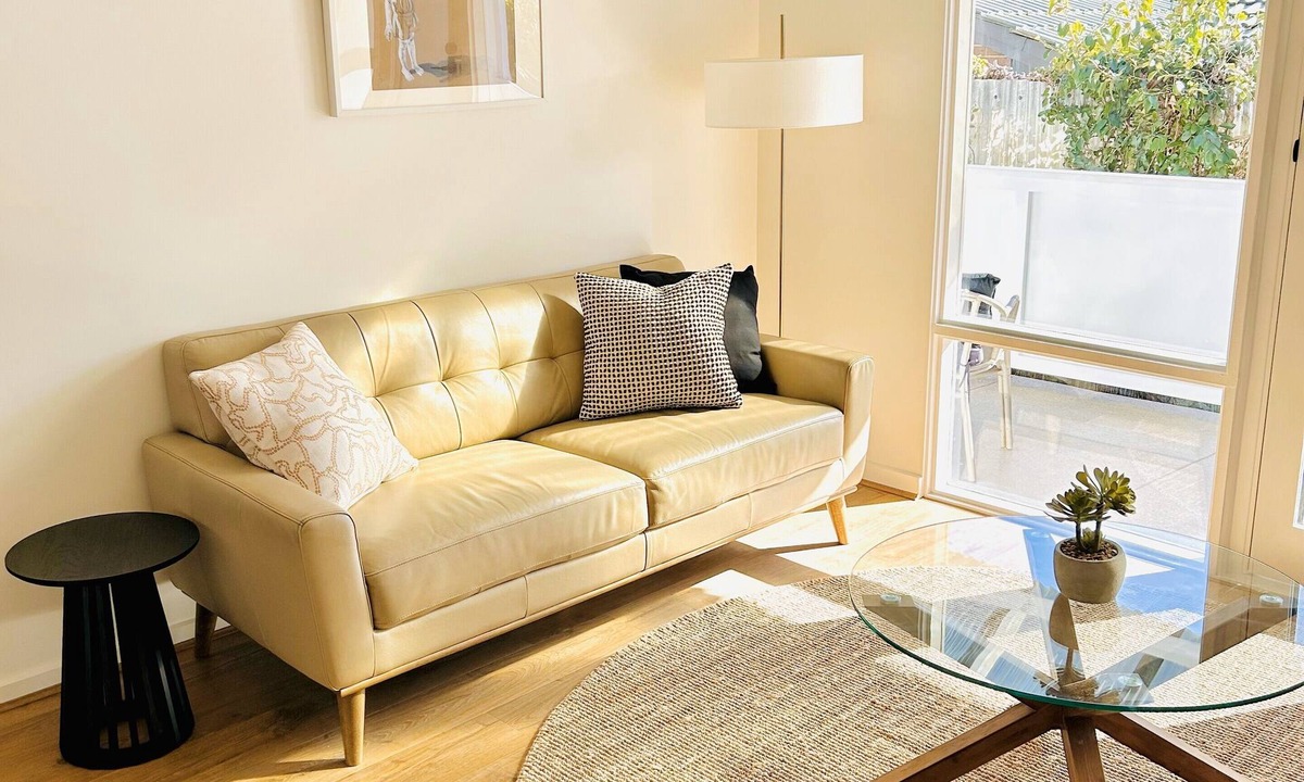 Hazelwood Park Apartment | Stunning Modern Self-contained Apartment