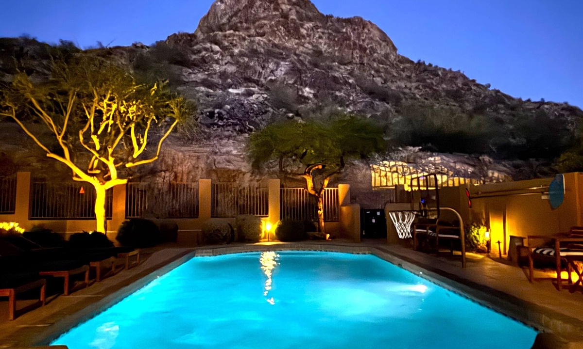 Foothills House | Stunning Mountain View! 5br, Heated Saltwater Pool, King Beds, Games