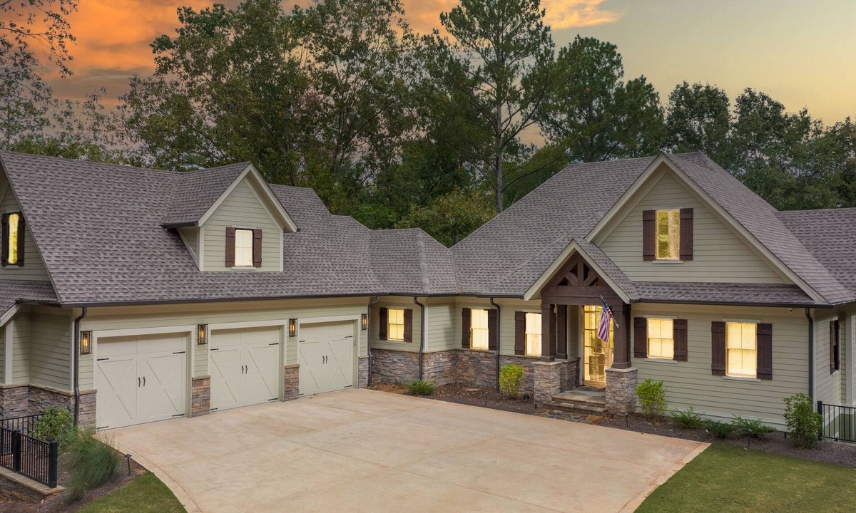 Greensboro House | Stunning New Luxury Home -