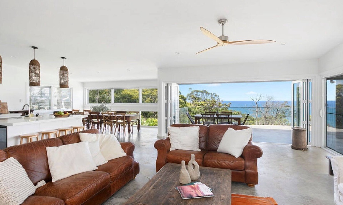 Killcare Heights House | Stunning ocean views and pool