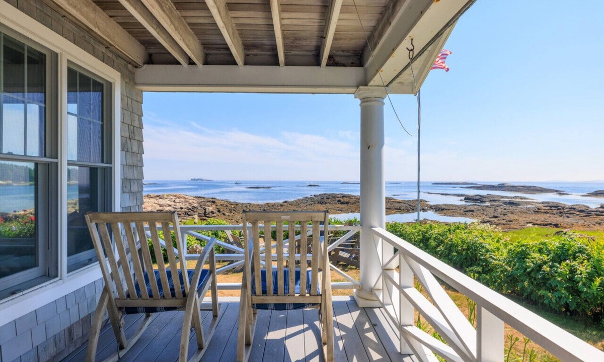 Southport House | Stunning Ocean Front Estate with a Private Dock