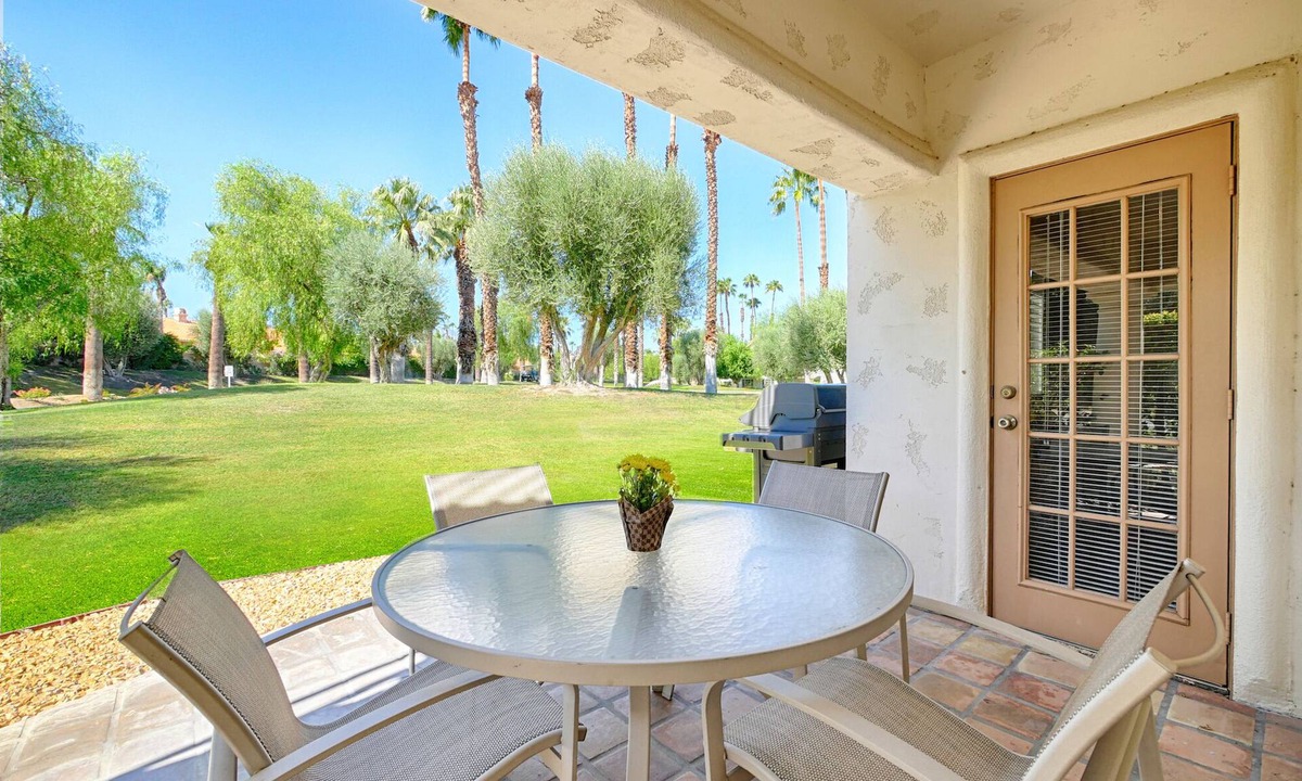 Palm Desert Condo | Stunning Palm Desert Getaway