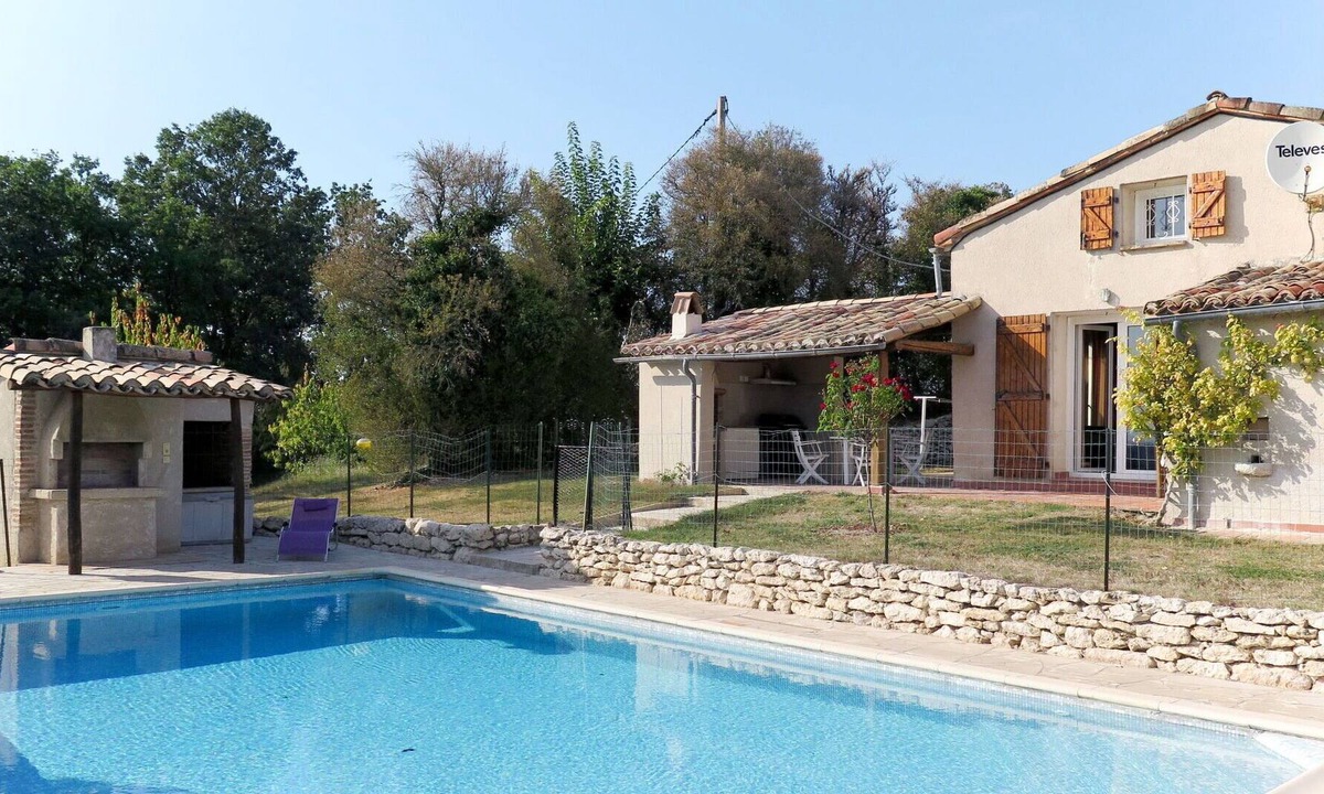 L'Honor-de-Cos Villa | Stunning private villa with private pool, TV, terrace, pets allowed, panoramic view and parking