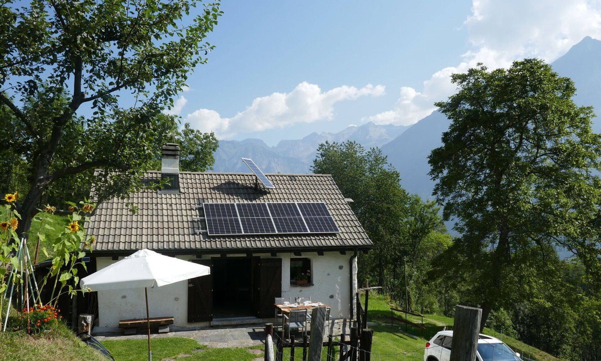 Acquarossa House | Stunning private villa for 4 guests with WIFI, TV, terrace and pets allowed