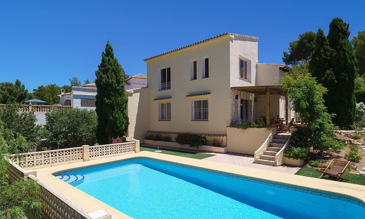 San Jaime House | Stunning private villa for 6 people with WIFI, private pool, A/C, TV, patio and parking