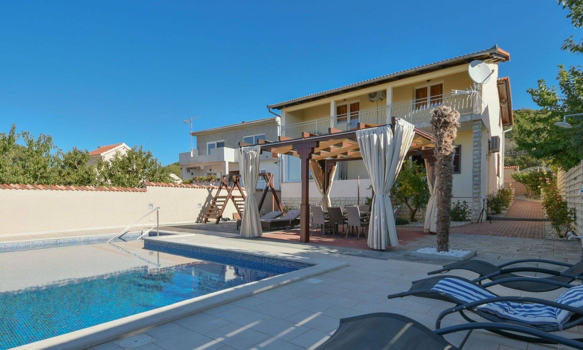Stankovci House | Stunning private villa with A/C, private pool, WIFI, TV, patio, pets allowed and panoramic view