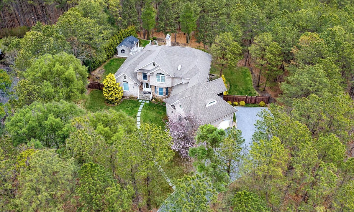 East Quogue House | Stunning & Quite Home in The Hamptons