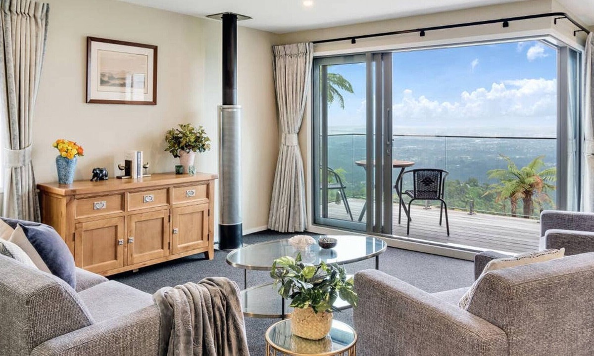 Waiatarua House | ★Stunning Retreat Close to Piha & Karekare Beach★