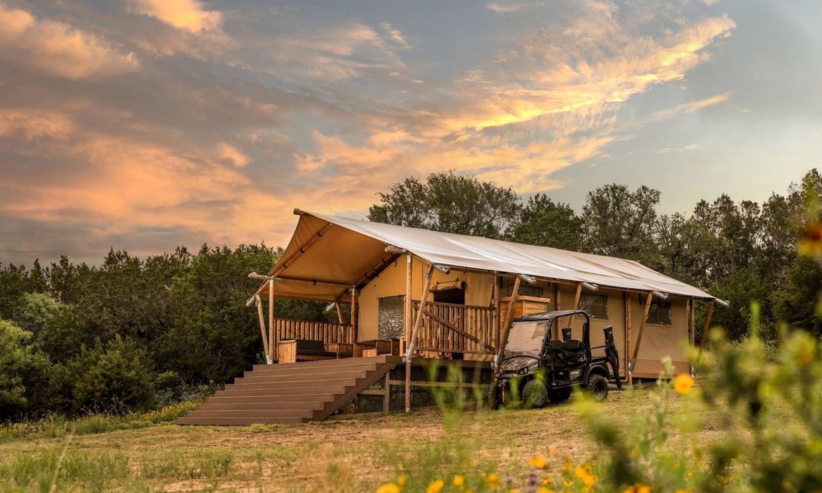 San Saba House | Stunning Safari Tent with Great Sights in San Saba, Texas