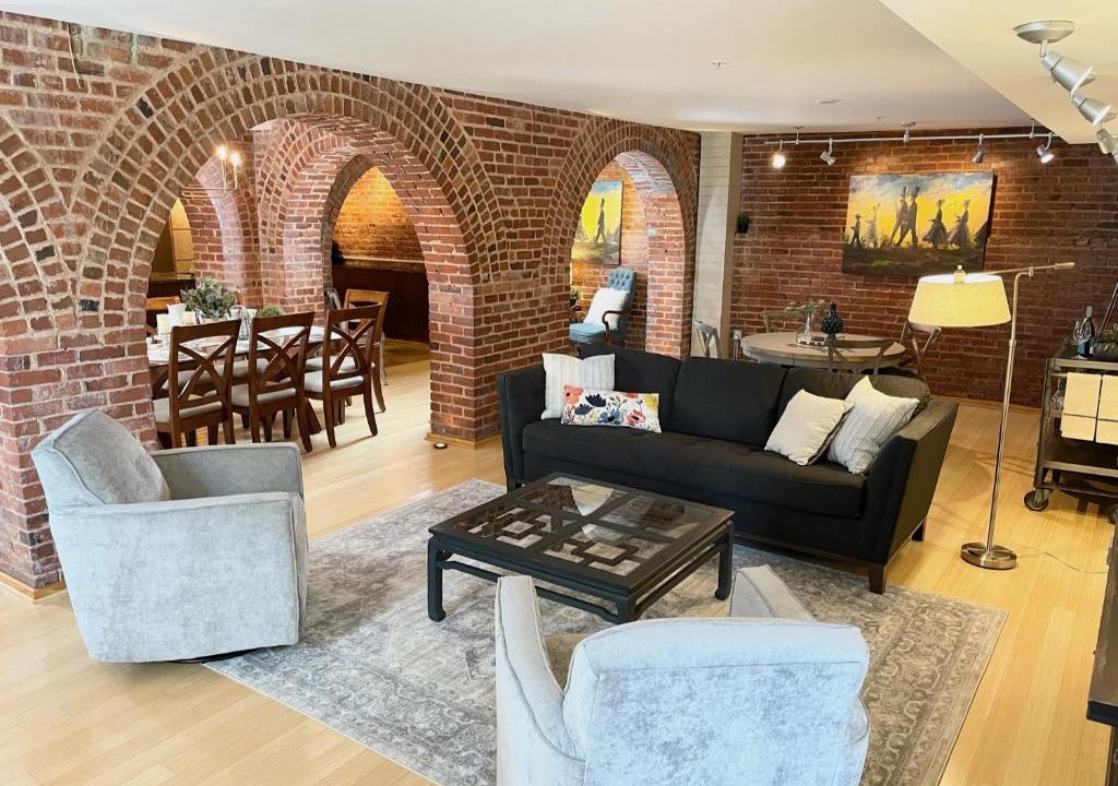 Greenville Downtown Apartment | Stunning & Spacious 3BR Downtown Condo
