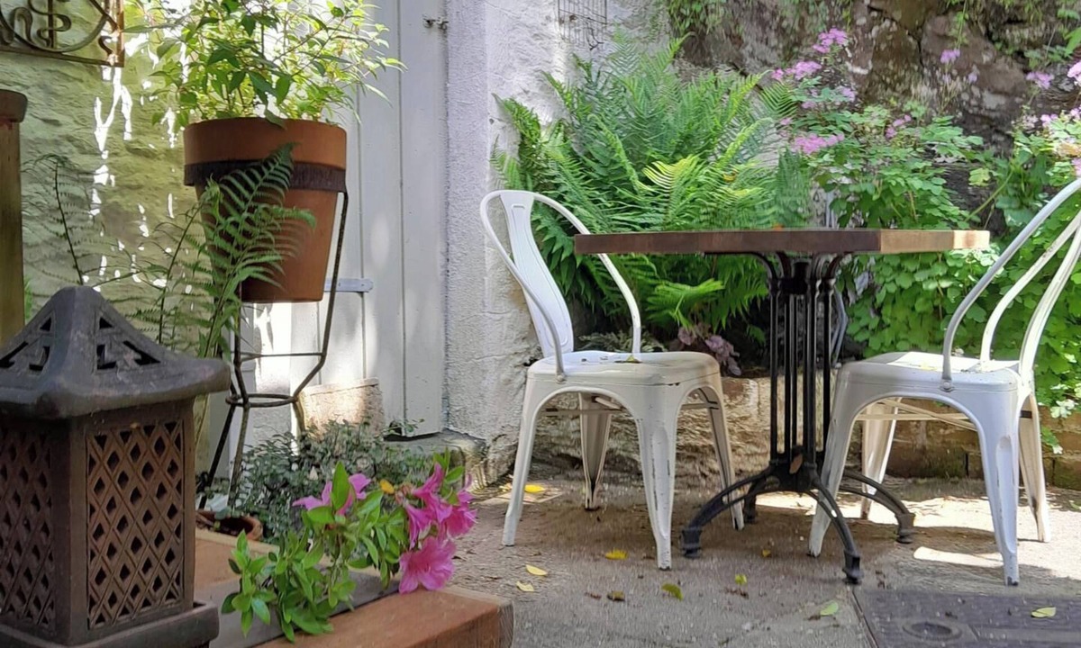 Calstock Apartment | Stunning studio apartment