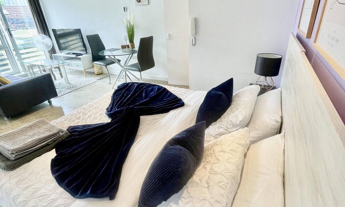 Mill Road Apartment | Stunning Studio Apartment in Cambridge