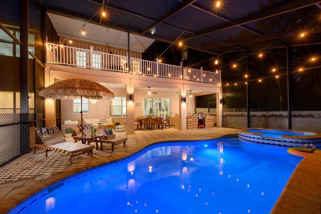 Thonotosassa Villa | Stunning Thonotosassa Home ~ 7 Mi to Ocean!