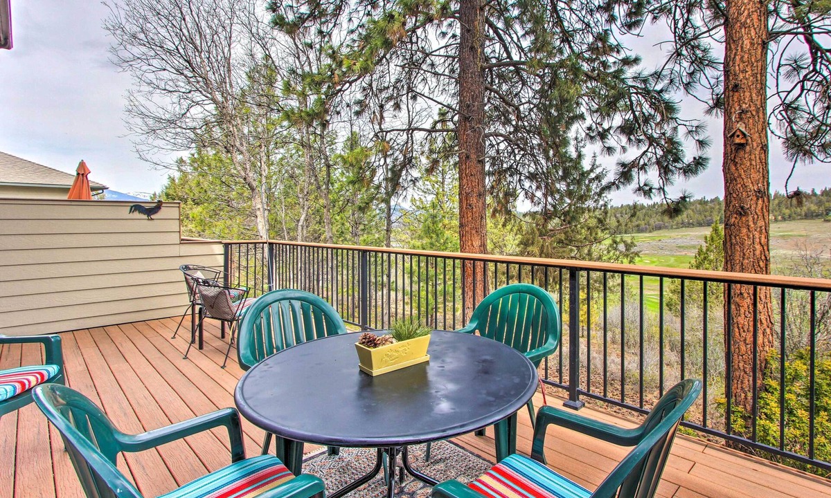 Klamath Falls House | Stunning Townhome Near Upper Klamath Lake!